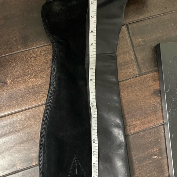 Women's BCBGMAXAZRIA Black Boots Size 9.5B - Picture 8 of 13